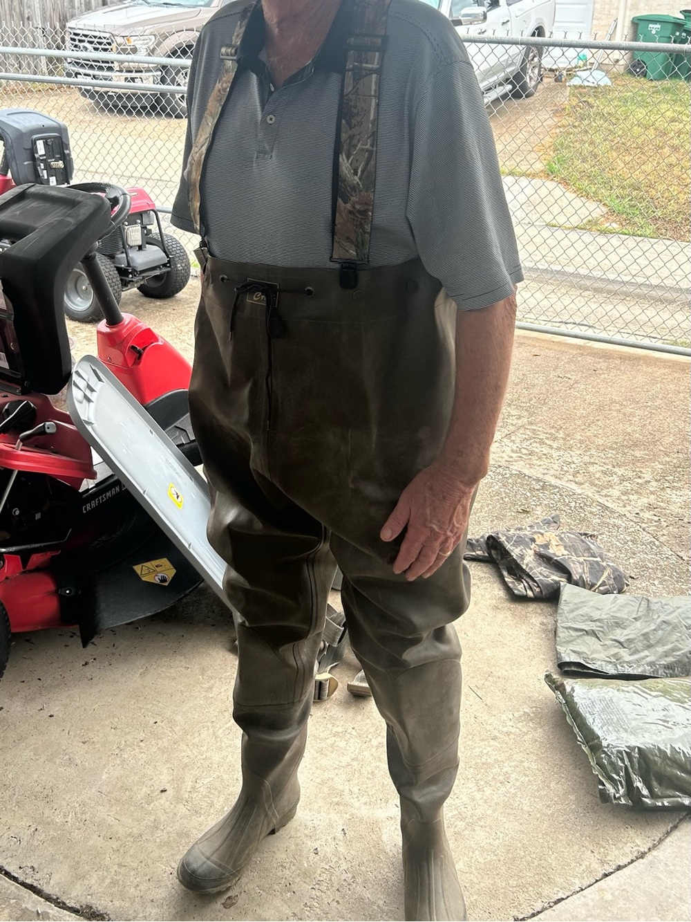 STONE CREEK Size 12 Rubber Hip Waders Boot/Steel Shank boots RealTree suspenders